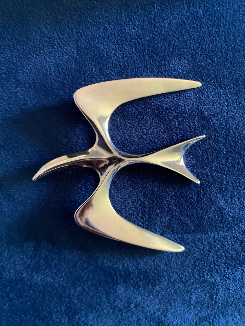 Sarah Coventry Abstract Seagull Bird Brooch Pin